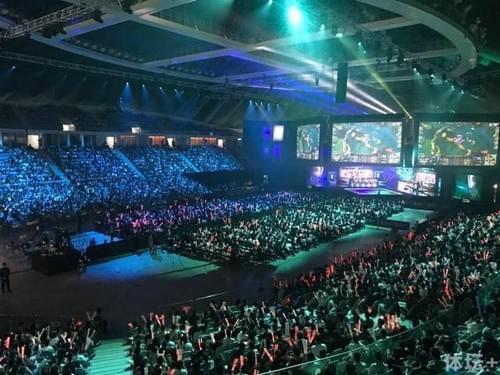 在这一点上 在这一点上