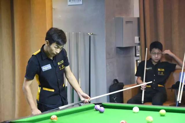 到三点趋势 到三点趋势